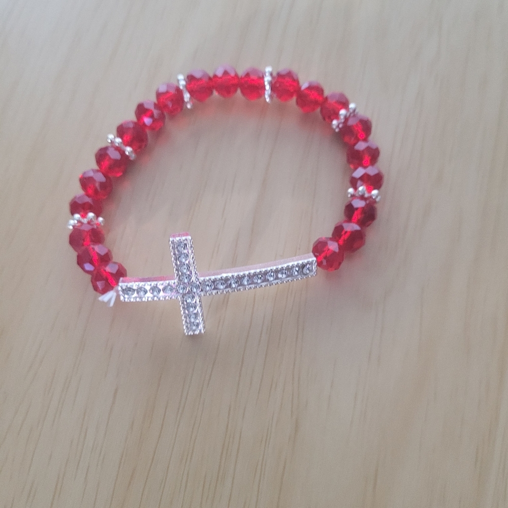Cross Bracelet - Picture 2 of 4